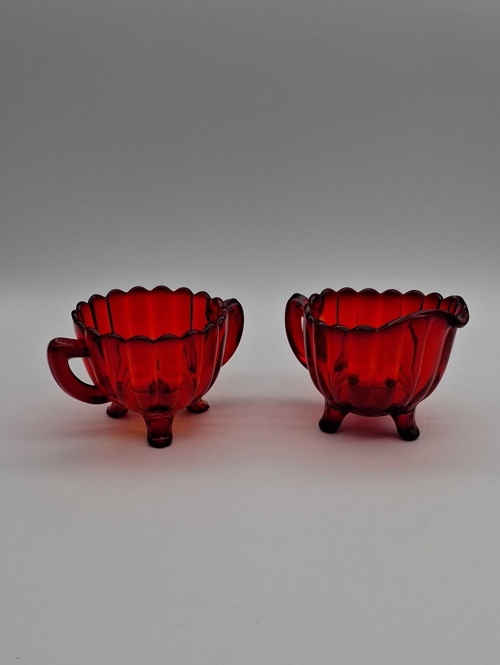 Red Glass Creamer and Sugar Set - Elegant Ruby Tone
